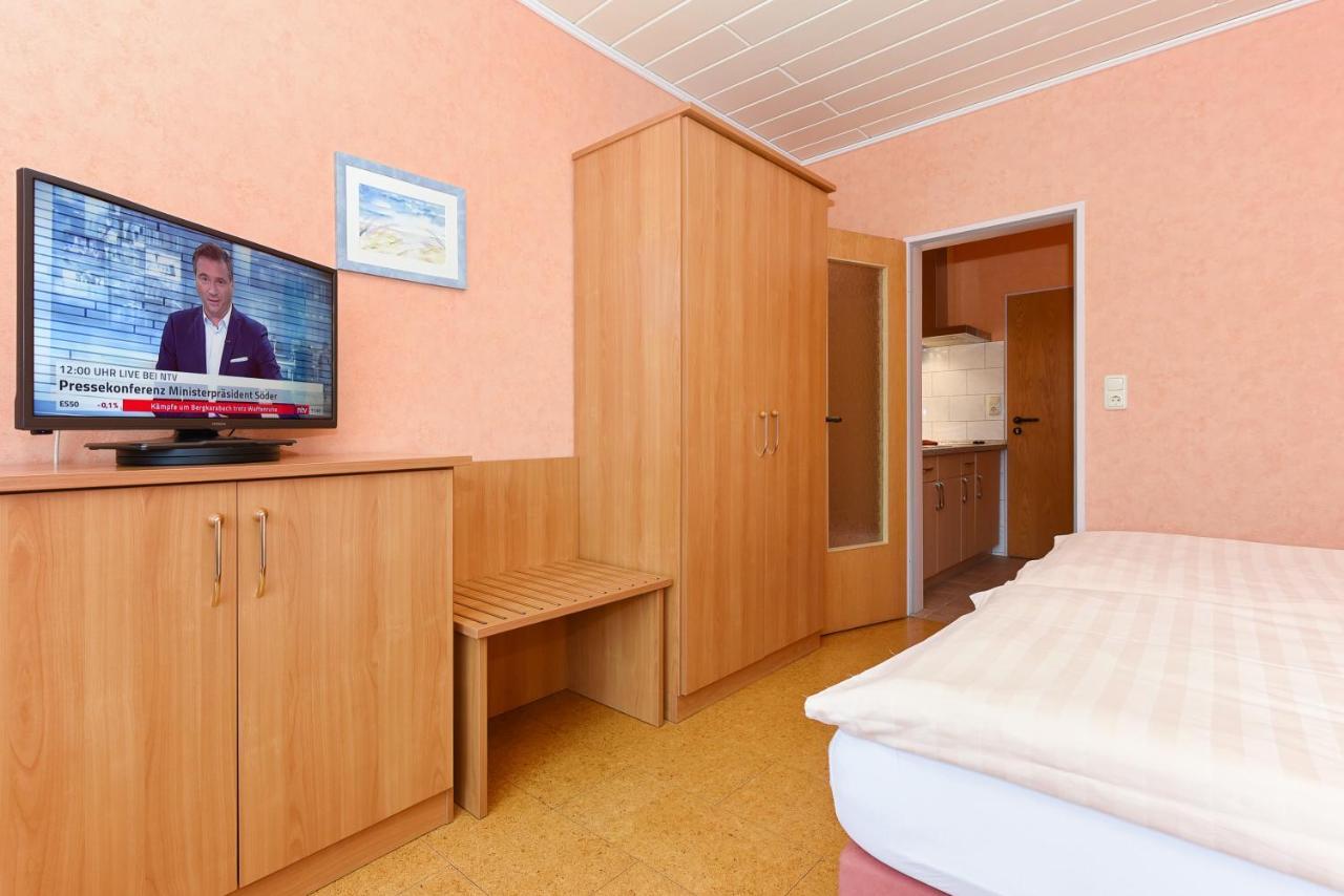 Hotel-Pension Altes Siel Bensersiel Exterior foto