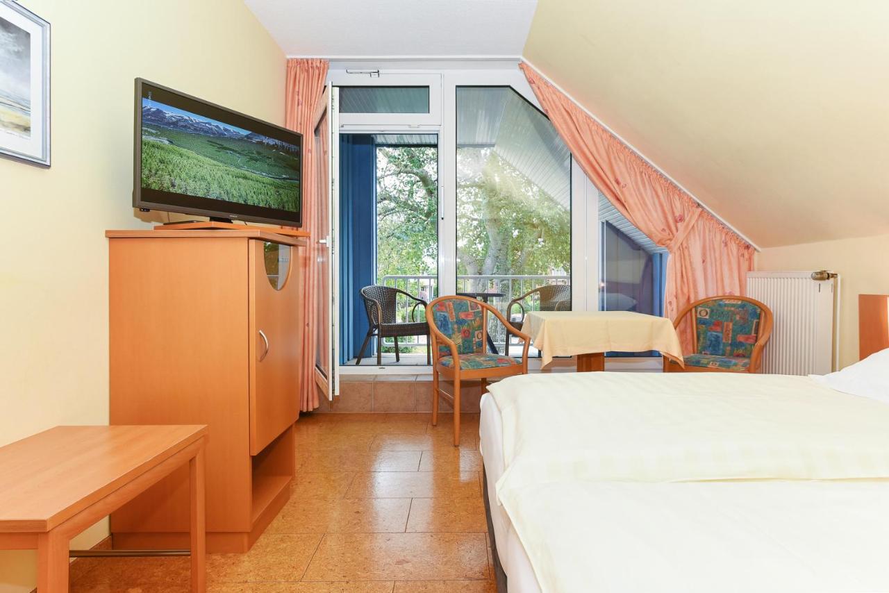 Hotel-Pension Altes Siel Bensersiel Exterior foto